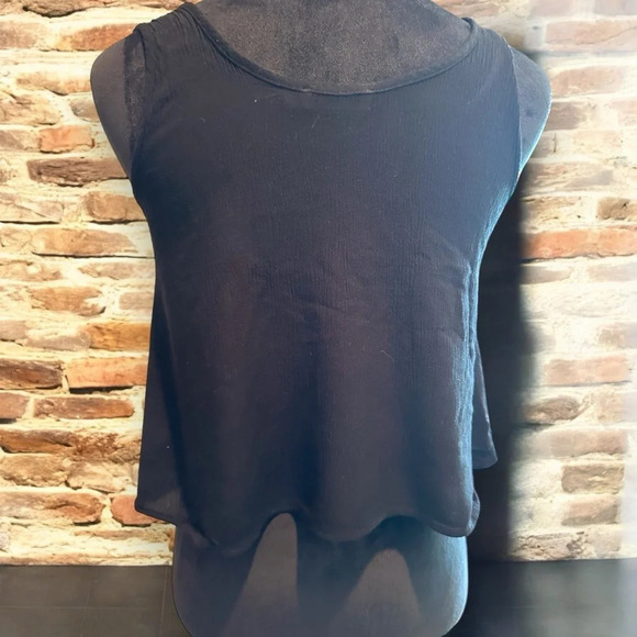 Lush size small black cropped tank top crochet tank top - Picture 3 of 6